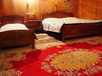 Houseboat Beauty Flower, Srinagar 2
